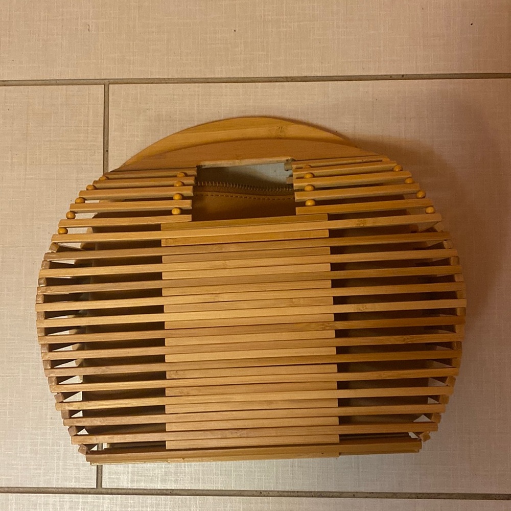 Bamboo bag with pouch